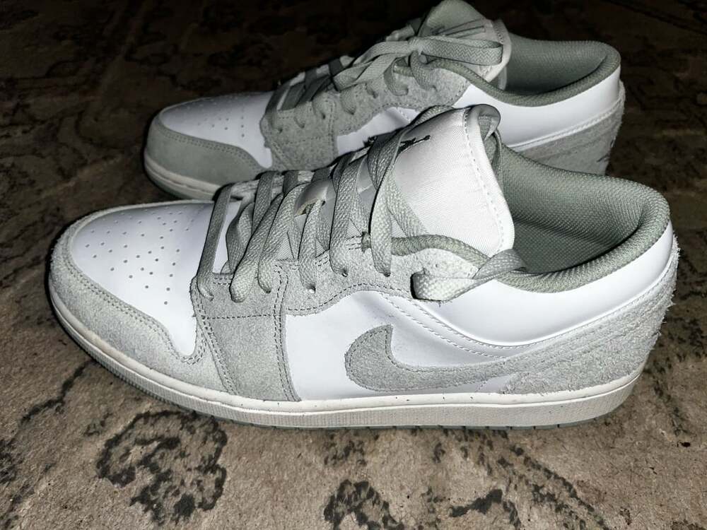 Jordan Air Jordan 1 Low SE Size 12 White Seafoam Sail Sneakers